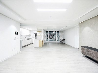 초중고인접 썸네일 6